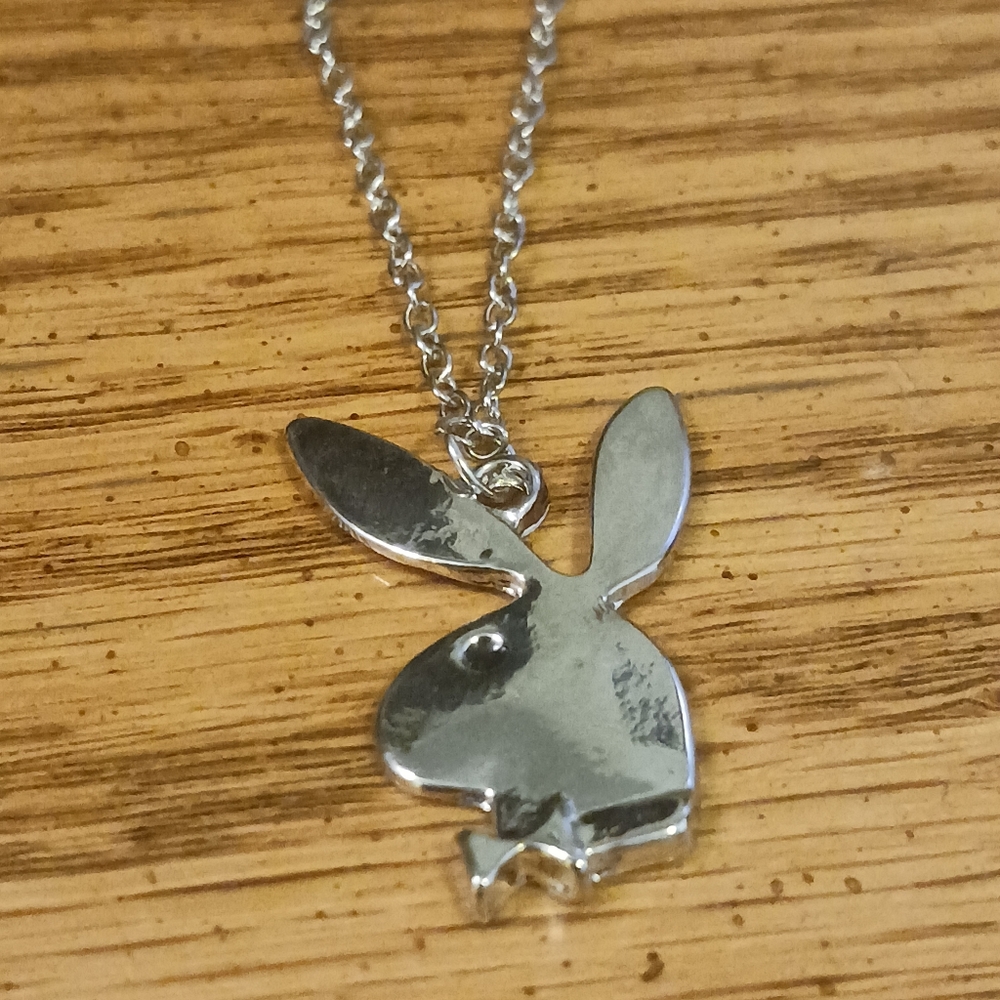 Playboy chain - Picture 3 of 4